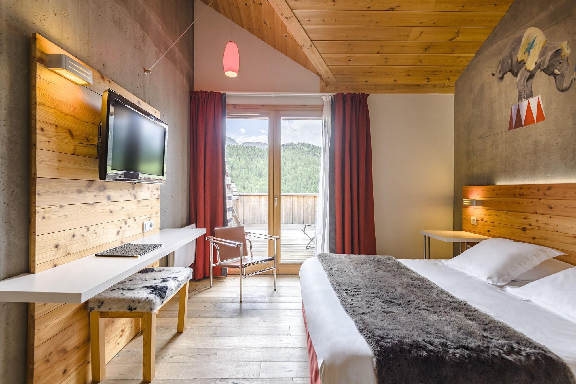 Anova Hotel & Spa มงต์เฌอแนฟวร์ ภายนอก รูปภาพ
